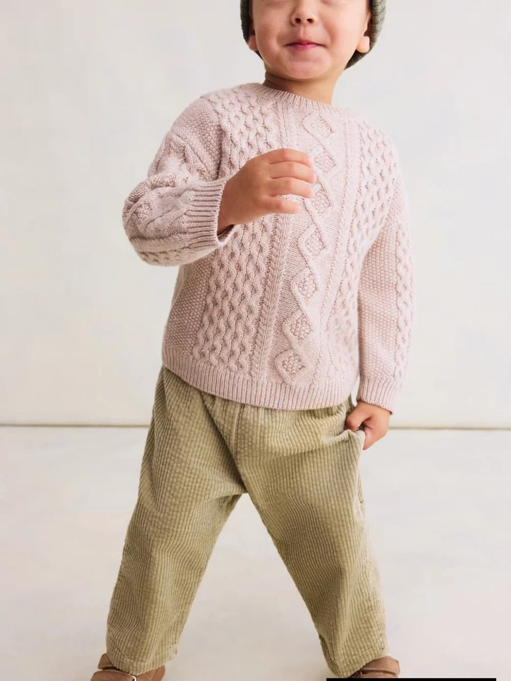 H&M p9 description